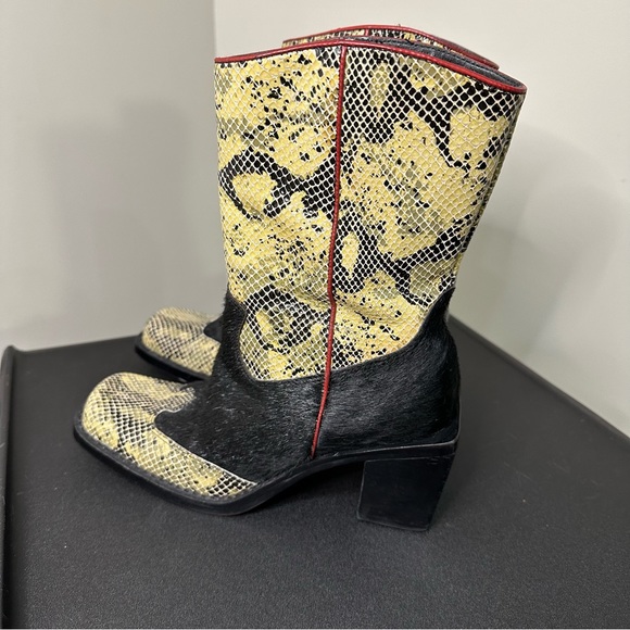 Vintage Western Cow Hair and Snake Skin Cowboy Boots with Square Toe - Picture 5 of 16